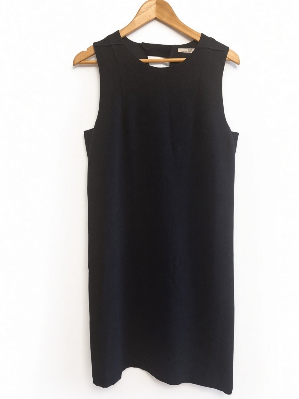 Dex Black Sleeveless Shift Dress